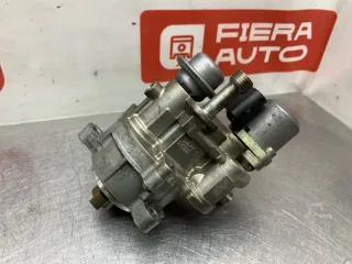 13517613933, 13517616170, 7616170, 7615617, 13537537320, 7537320, 13517613933, 7613933, 13517596123, 7596123, 13517594943, 7594943, 13517592881, 7592881, 13517585655, 7585655 ТНВД BMW 7 F01/F02 Арт 63376, вид 1