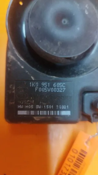 1K0951605C  Сигнал (клаксон) Volkswagen Passat B7 Арт 01017380, вид 2