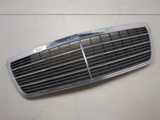 A2108800583 Решетка радиатора Mercedes E W210 Арт 20306930, вид 3
