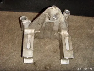 5085825AB Кронштейн КПП Chrysler Sebring 3 Арт E7527476