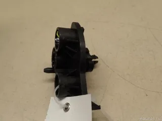 811802B000 Кронштейн ручки открывания капота Genesis G90 2 Арт E95789973, вид 4