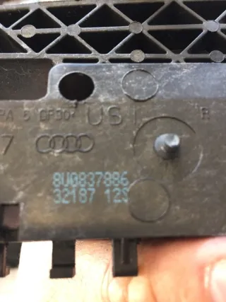8U0837886 Кронштейн наружней ручки двери Audi Q3 1 Арт 2-28695, вид 3