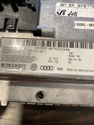 8T0919603C Монитор Audi A4 B8 Арт 2-48483, вид 3