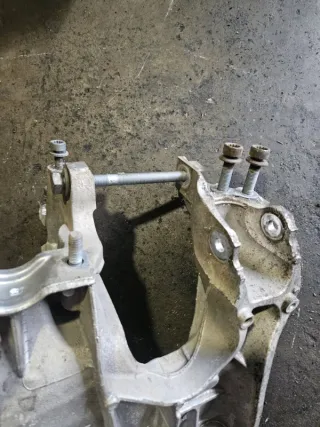 80A399296R Кронштейн подрамника Audi Q5 1 Арт 2-80249, вид 4