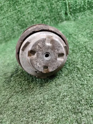 A2102400617 Подушка крепления двигателя Mercedes C W203 Арт 2-107271, вид 3