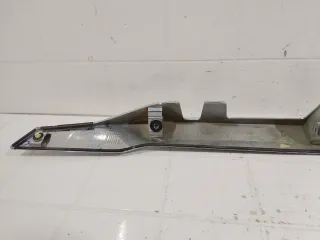 5817A261 Накладка двери (крышки) багажника Mitsubishi Pajero 4 restailing 2 Арт 2-129888, вид 9