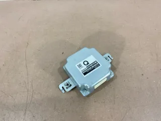 284E75NA0E Блок управления гидростойками подвески Infiniti J Арт 2-174311, вид 2