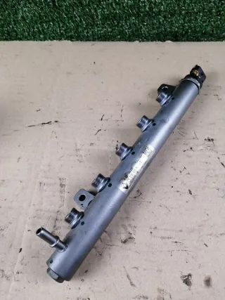 A6260700095 Топливная рейка в сборе с датчиком Mercedes C W205 Арт 2-223146