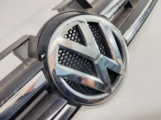 7P6853651A Решетка радиатора Volkswagen Touareg 2 Арт 2-229739, вид 7