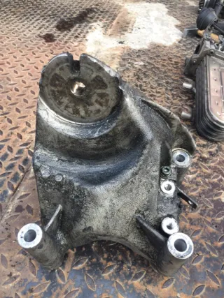 070199308A Кронштейн подушки двс Volkswagen Touareg 1 Арт 2-241838, вид 1