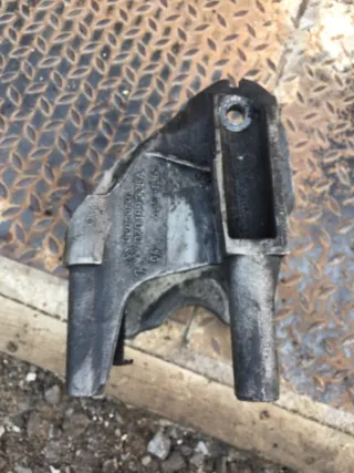 070199308A Кронштейн подушки двс Volkswagen Touareg 1 Арт 2-241838, вид 3