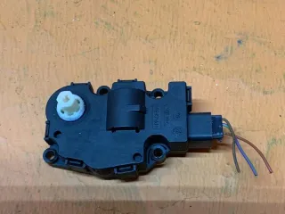 K9749006 Моторчик заслонки печки Mercedes GLK X204 Арт 2-294860, вид 2