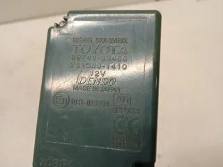 8974133460 Блок управления центральным замком Toyota Camry XV40 Арт 2-430950, вид 4