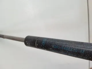 XS41F406A10AD Амортизатор крышки багажника (3-5 двери) Ford Focus 1 Арт 2-456909, вид 4