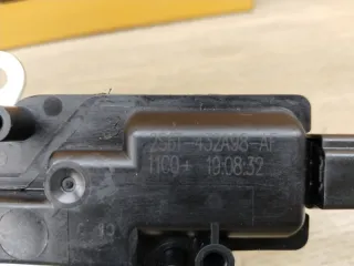 2s6t432a98af Активатор замка багажника Ford Fusion 1 Арт 2-480235, вид 5
