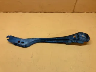 23328152 Кронштейн подрамника Chevrolet Camaro 6 Арт 2-485513, вид 1