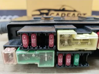 24382ew70b Блок предохранителей Nissan Juke 1 Арт 2-492696, вид 2