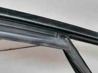 7P0837431 Уплотнитель стекла Volkswagen Touareg 2 Арт 2-495804, вид 12