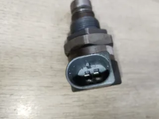 0281002859 Датчик давления топлива Volkswagen Tiguan 1 Арт 2-498530, вид 5