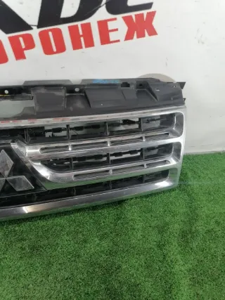  Решетка радиатора Mitsubishi Pajero 4 Арт 2-500682, вид 4