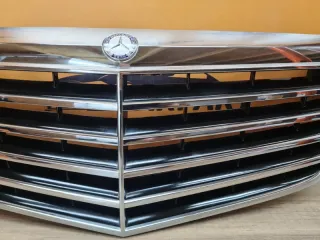 a2118801783 Решетка радиатора Mercedes E W211 Арт 2-533093, вид 3