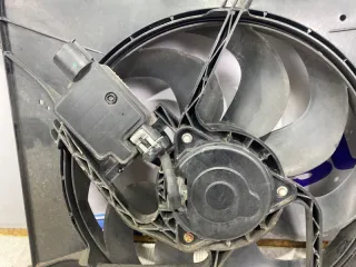 1593900 Вентилятор охлаждения радиатора Ford Mondeo 2 Арт 2-547268, вид 2