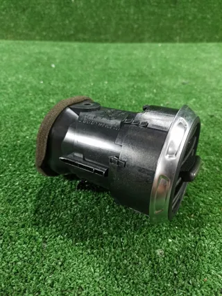 8J0820901D Дефлектор воздушный салона Audi TT 2 Арт 2-555042, вид 6