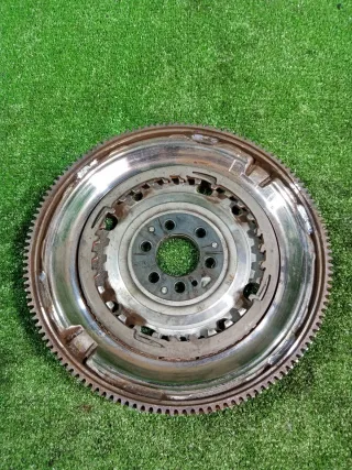 036105266D Маховик двухмассовый Volkswagen Golf 4 Арт 2-558167, вид 1