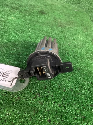 F15161B15 Реостат печки / резистор отопителя Mazda RX-8 Арт 2-564776, вид 2