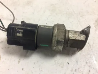 B01A61503 Датчик давления фреона кондиционера Mazda 5 1 Арт 2-564778, вид 1