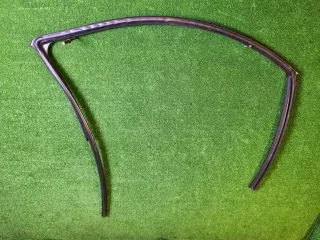 5705A070 Уплотнитель резинка Mitsubishi Lancer 9 Арт 2-567432, вид 1