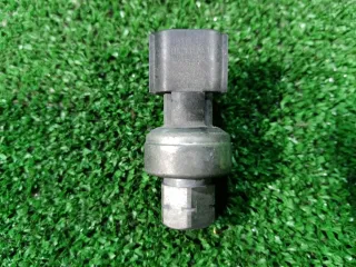 MR306624 Датчик давления фреона кондиционера Mitsubishi Outlander 1 Арт 2-568000, вид 1