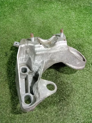 8E0199352N Кронштейн опоры двигателя Audi A4 B7 Арт 2-572417, вид 3