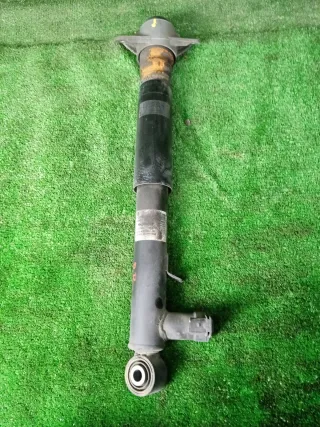 3C0513046D Амортизатор подвески Volkswagen Passat B6 Арт 2-577768, вид 1