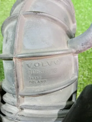 30636828 Патрубок / гофра воздушного фильтра Volvo V70 2 Арт 2-578293, вид 6