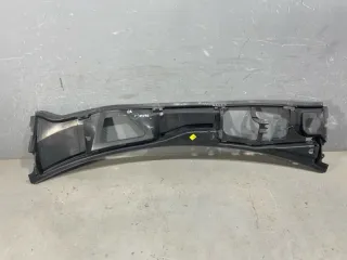 4M8819401 Решетка стеклооч. (планка под лобовое стекло) Audi Q8 Арт 2-614977, вид 3