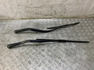 8521133290 Щеткодержатель (поводок стеклоочистителя, дворник) Toyota Camry XV30 Арт 2-656659, вид 1
