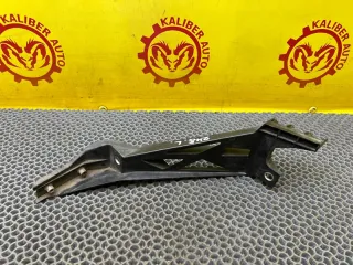 68023331AA Кронштейн крепления бампера Chrysler Voyager 5 Арт 2-660663, вид 1