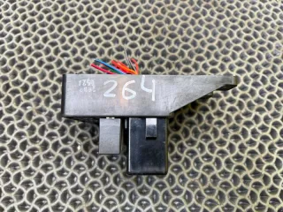 911803AA00 Блок предохранителей Hyundai Trajet Арт 2-663043, вид 5