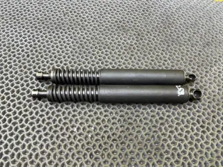 7L6827550N Амортизатор крышки багажника (3-5 двери) Volkswagen Touareg 1 Арт 2-669181, вид 1