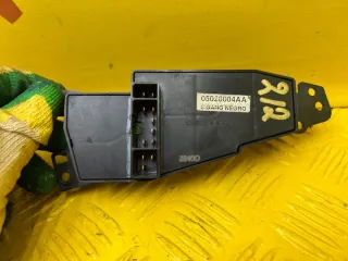5026004AA Блок управления стеклоподъемниками Dodge Intrepid Арт 2-669371, вид 4