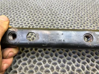 5113322AA Кронштейн усилителя бампера переднего (домик) Chrysler Voyager 5 Арт 2-696265, вид 6