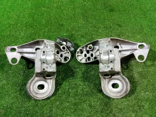 8E0199351M Кронштейн опоры двигателя (комплект) Audi A4 B7 Арт 2-704513, вид 1