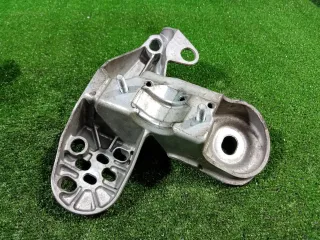 8E0199351M Кронштейн опоры двигателя (комплект) Audi A4 B7 Арт 2-704513, вид 6