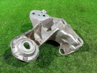 8E0199351M Кронштейн опоры двигателя (комплект) Volkswagen Passat B5 Арт 2-704533, вид 7