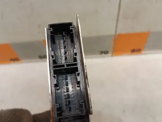 0K2FE677F0 Блок AirBag Kia Carens 1 Арт 2-725326, вид 3