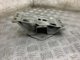 5201505010 Кронштейн усилителя бампера переднего (домик) Toyota Avensis 2 Арт 2-729149, вид 2