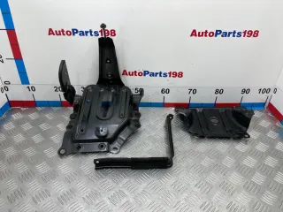 7444033021 Крепление аккумулятора Toyota Camry XV30 Арт 2-733158, вид 1