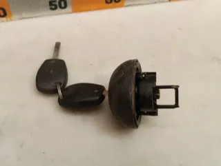 7700825873 Крышка топливного бака Renault Kangoo 2 Арт 2-757889