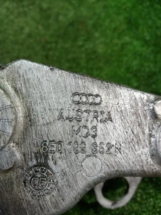 8E0199351M Кронштейн опоры двигателя (комплект) Audi A4 B7 Арт 2-768442, вид 9